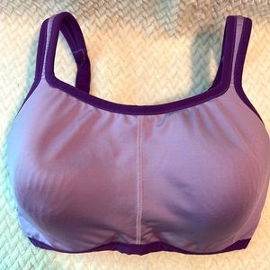 Natori yogi sports bra